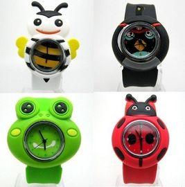Reloj animal de la pulsera del silicón del reloj del cuarzo de la palmada 3D de la historieta de los niños