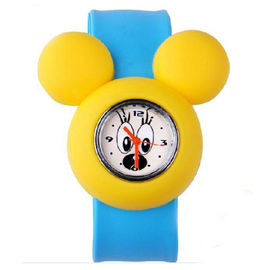 Reloj de resorte de goma de la pulsera del silicón de la palmada de los niños de MICKEY de la muchacha linda del muchacho
