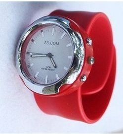Reloj rojo/del amarillo del silicón de la pulsera para los niños, OEM llevado Digitaces del espejo