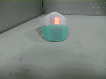 El reloj modificado para requisitos particulares de la pulsera del silicón del color llevó el reloj de la pantalla táctil con el cronómetro