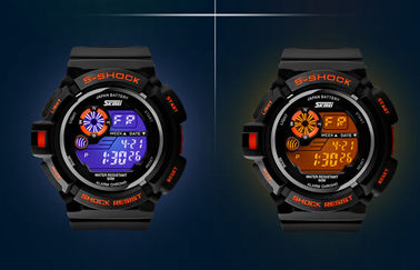 Reloj de Digitaces multifuncional de la pantalla negra del LCD del muchacho con la alarma diaria