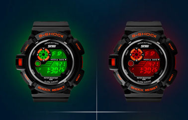 Reloj de Digitaces multifuncional de la pantalla negra del LCD del muchacho con la alarma diaria