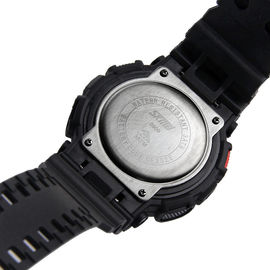 Función multifuncional del cronómetro de la alarma del reloj de Digitaces de los deportes negros para los hombres