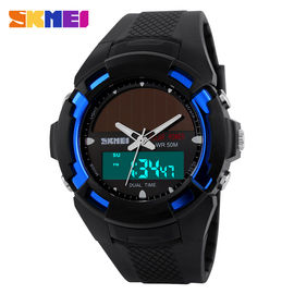 Fuente multifuncional de la energía solar del reloj de Digitaces del choque original unisex