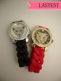 Reloj cristalino de la pulsera del silicón del leopardo rojo/negro anticorrosivo
