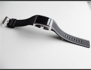 Reloj llevado silicón negro personalizado con la correa suave del silicón