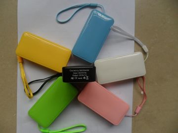 Perfume la batería del banco del poder con el acollador, cargador del banco del poder 4400mah
