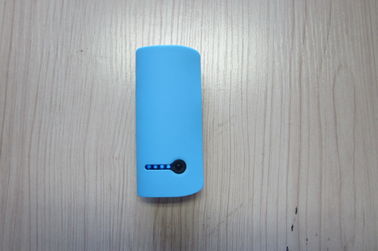 Banco elegante del poder del tubo de la alta capacidad, cargador práctico del teléfono móvil del poder