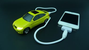 Banco 4400mah del poder del Li-ion de la emergencia de la nota de la galaxia de Samsung con forma del coche