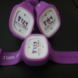 La aduana de moda imprimió los relojes de la jalea con la correa/la cara permutables