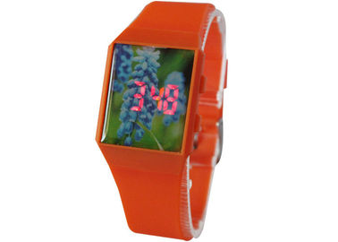 La cara grande llevó la correa del reloj TPU del cuarzo de Digitaces Japón Movt, parte posterior del acero inoxidable