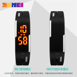 Pequeña Digitaces prenda impermeable llevada fina de la atmósfera del negro 3 del reloj de Digitaces para los muchachos