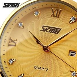 Logotipo de encargo del dial de los hombres del metal del reloj de oro de la correa con la exhibición del calendario
