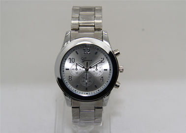 Cubra con cinc el análogo redondo del reloj del metal de la aleación con la correa del acero inoxidable