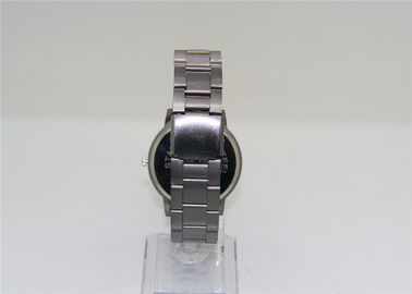 Reloj gris de la correa del metal de la pintura al óleo de la caja redonda de la aleación para la señora