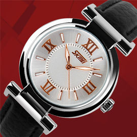 Relojes para mujer del cuarzo del cuero auténtico