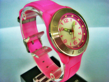 Relojes resistentes de agua del reloj análogo/el 100M de las mujeres del cuarzo del acero inoxidable