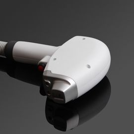 El retiro seguro del pelo del laser del IPL trabaja a máquina la máquina del retiro del pelo del laser del diodo 2000W