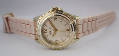Reloj blanco resistente para las muchachas, LOGOTIPO del cuarzo del silicón del modelo del dial de agua modificado para requisitos particulares en el dial
