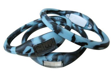 El deporte llevado mezcla del reloj de Digitaces del silicón modifica para requisitos particulares con el logotipo, banda de la pulsera
